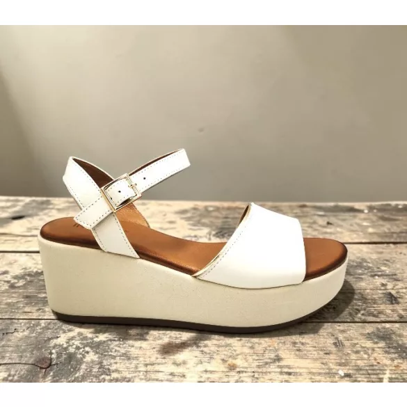 Inuovo női szandál - 123132 Crema