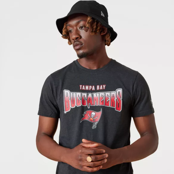 New Era MAJICA NFL TEAM FADE GRAPHIC TEE TAMBUC HGR Férfi póló - SM-13083869
