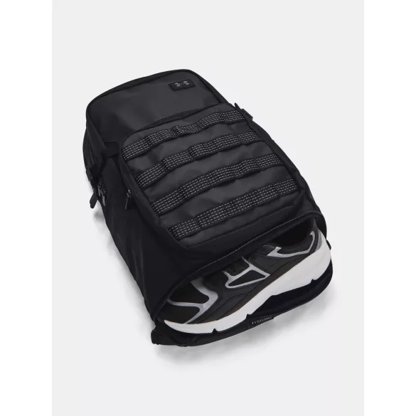 Under Armour Unisex hátizsák Under Armour UA Triumph Sport Backpack-BLK Unisex táska - SM-1372290-003