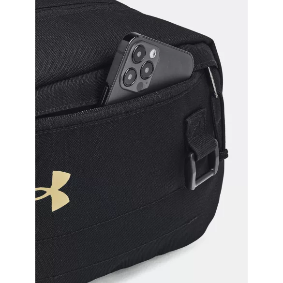 Under Armour Unisex táska Under Armour UA Contain Travel Kit Unisex táska - SM-1381922-001