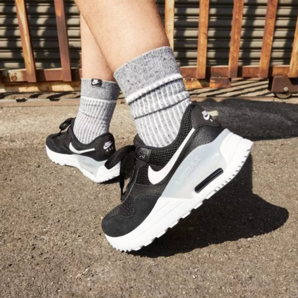 Nike Nike Air Max SYSTM Women"s Sho Női utcai cipő - SM-DM9538-001