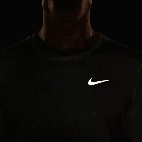 Nike Nike Dri-FIT Run Division Men's Sho Férfi póló - SM-DQ4750-051