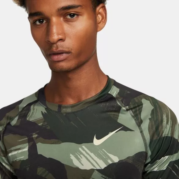 Nike Nike Pro Dri-FIT-Men's Short-Sleeve Slim Camo Top Férfi póló - SM-DQ8361-220